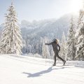 Langlaufen in einer Winterwelt