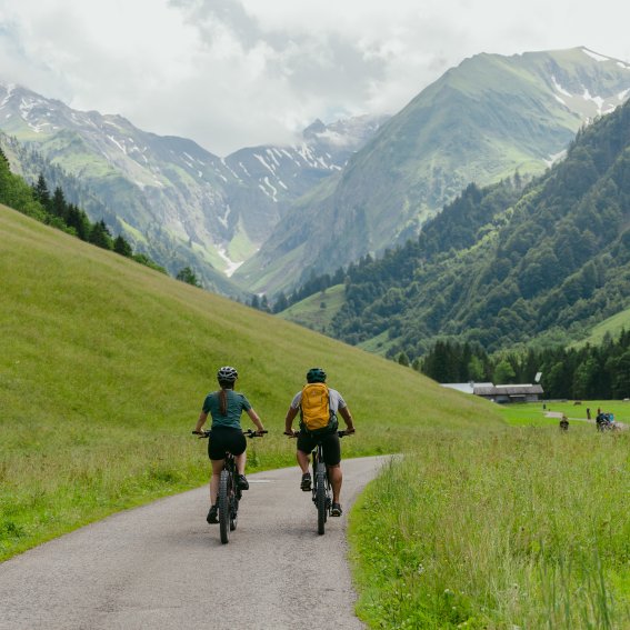 Familienausflug zur Alpe Oberau