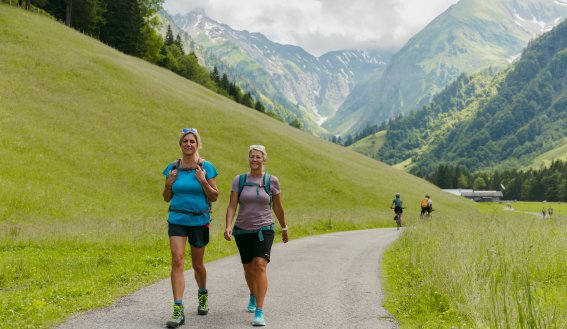 Zurück auf dem Weg zur Spielmannsau