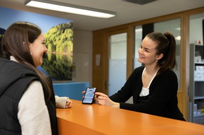 Beratung in der Tourist-Information