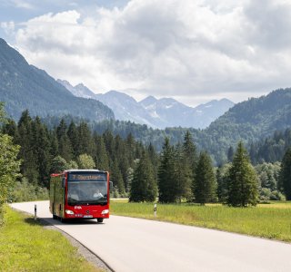 Bus am Karatsbichl