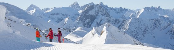 Skifahren mit 400 Gipfel-Blick