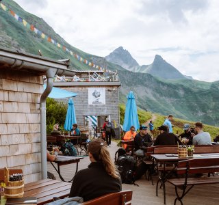 Einkehr auf der Enzianhütte