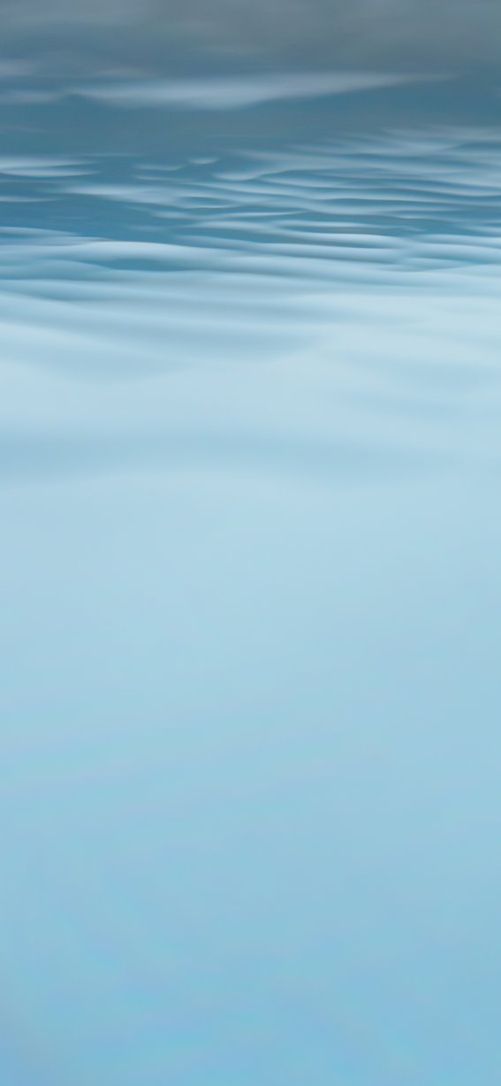 Wasser im Infinity-Pool