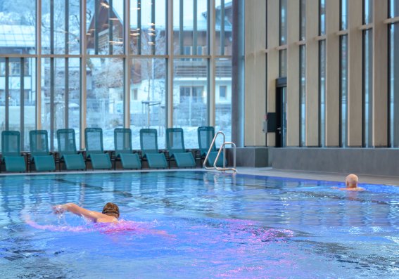 Schwimmen im Sportbecken