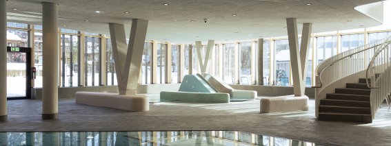 Blick zum Kinderbecken