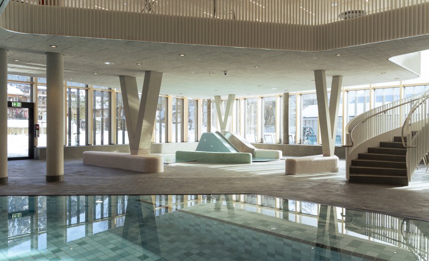 Blick zum Kinderbecken