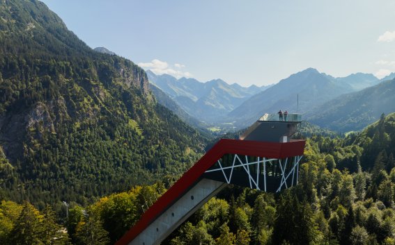 Aussicht auf der Skiflugschanze