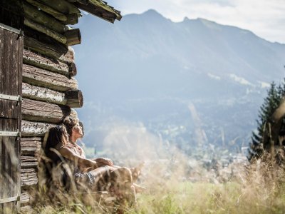 Entspannung vor der Hütte