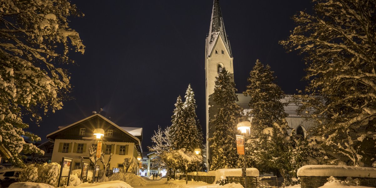 Kirche am Abend