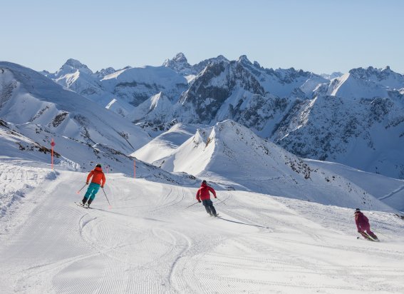 Skifahren am Nebelhorn