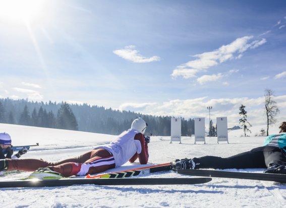 Gemeinsam beim Biathlon-Sport