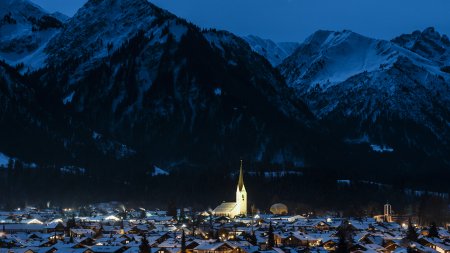 Oberstdorf bei Nacht