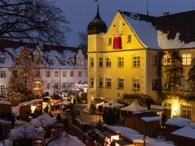 Isnyer Schlossweihnacht Schlossinnenhof Ernst Fesseler