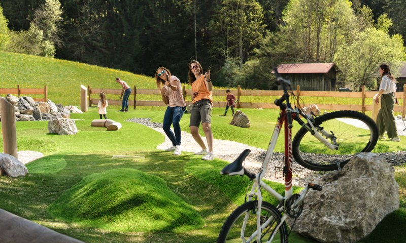 Beim Adventure Golf in Deinem Oberstdorfurlaub kommt garantiert keine Langeweile auf