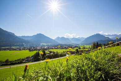 erwartet Sie schon beim Erreichen von Oberstdorf. Jetzt kann Ihr Wanderurlaub in der südlichsten Gemeinde Deutschlands mitten in den Allgäuer Alpen beginnen.