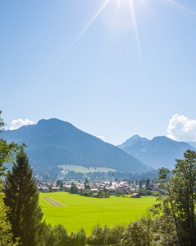 Die Allgäuer Alpen bieten tausend Möglichkeiten, den Sommerurlaub zu verbringen.