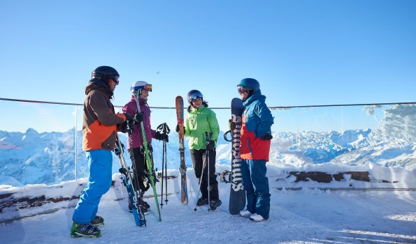 Die moderne Gipelstation am Nebelhorn