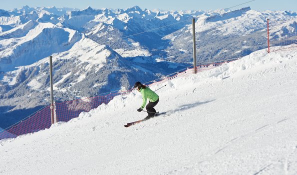 Skifahren vor Allgäuer Panorama