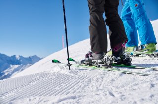Deutschland größtes Skigebiet Oberstdorf/Kleinwalsertal bietet mit seinen rund 130 Pistenkilometern Skivergnügen für jedes Alter.