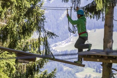 Erlebe Abenteuer im Kletterwald Söllereck in Oberstdorf! Spannende Kletterparcours für Familien, Abenteurer und jede Altersklasse mit spektakulären Ausblicken auf die Allgäuer Alpen. Besuche den Kletterwald für einzigartige Erlebnisse in der Natur.