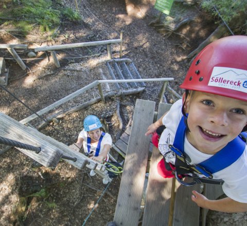 Im Kletterwald am Söllereck bei Oberstdorf im Allgäu erwartet die ganze Familie ein richtiges Abenteuer in luftiger Höhe!
