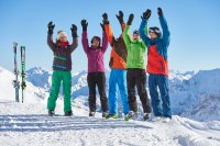 Hoch sollen sie Leben, die perfekten Schneetage in Oberstdorf! Schneespaß mit Freunden
