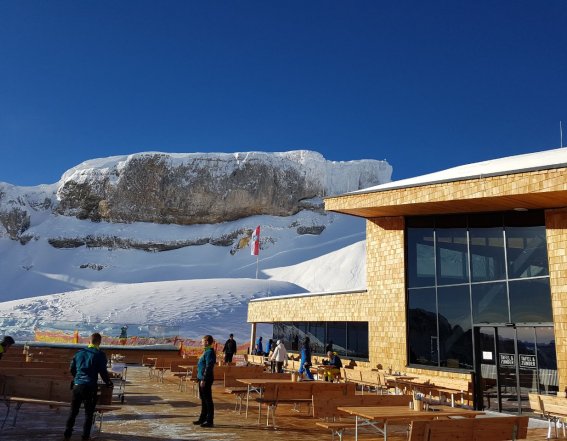 Die Bergstation der neuen Ifenbahn mit traumhaften Blick