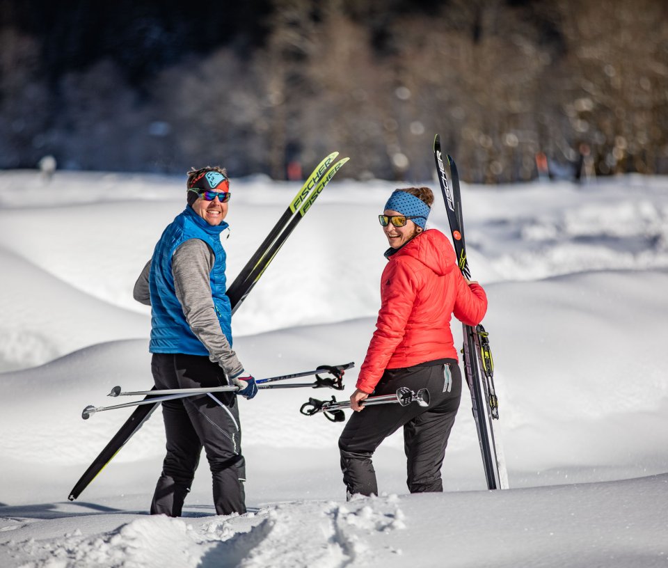 Glitzernde Langlaufstrecken und traumhafte Winterlandschaften erwarten die Besucher beim Winterurlaub im wunderschönem Allgäu.