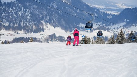 Die ersten Abfahrten bei einer traumhaften Aussicht