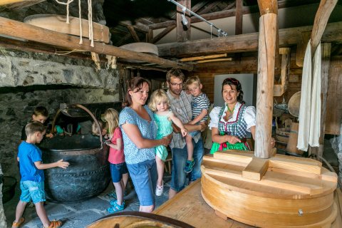 Bergbauern Hoefle Familien049