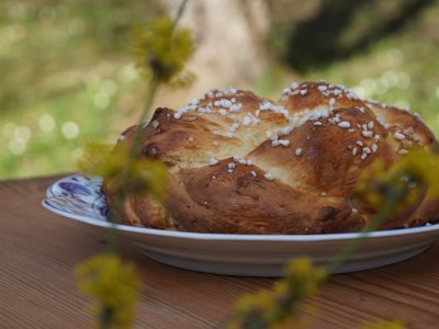 Osterbrot aus Hefeteig