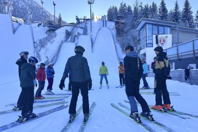 Skisprungworkshop in der ORLEN-Arena