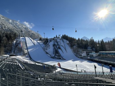 ORLEN Arena - Skisprungschanze im Winter