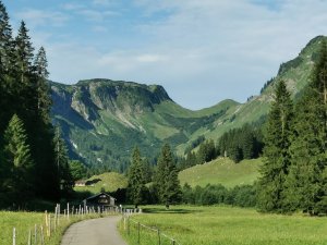 Auf dem Weg zur Schwarzen Hütte
