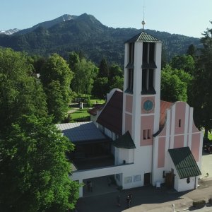 Evang.-Luth. Christuskirche Oberstdorf ©csf-Medien