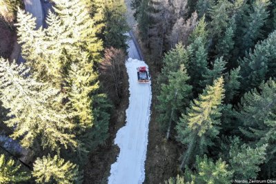 Ausfahren der Schneedepot-Loipe