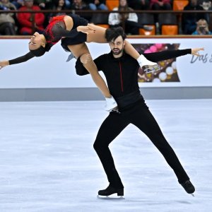 Jennifer JANSE van RENSBURG Benjamin STEFFAN