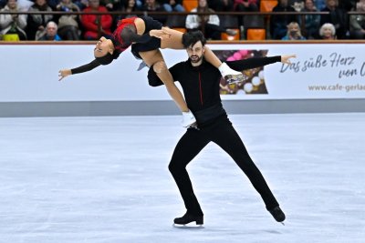 Jennifer JANSE van RENSBURG Benjamin STEFFAN