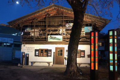 Ausstellung10JahreGalerieOberstdorfFotoGalerieNacht