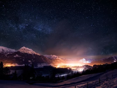 Oberstdorf mit Sternenhimmel - Bild: Jonathan Besler