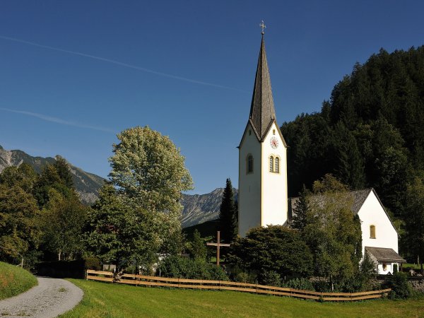 Tiefenbach Kirche