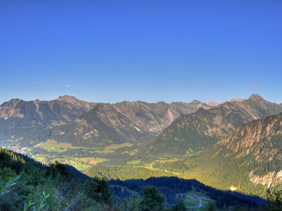 Gratwanderung Fellhorn-Söllereck, Blick nach Hochleite