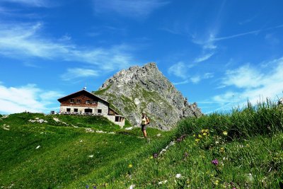 Fiderepasshütte mit Hammerspitze