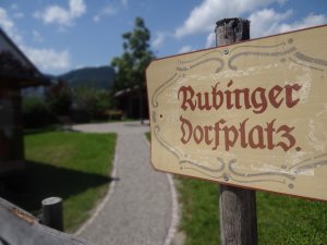 Rubinger Dorfplatz