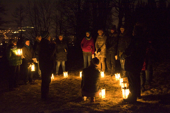 Laternenwanderung, evangelische Kirche