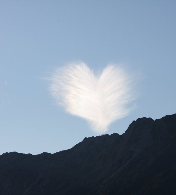 Herzwolke über Oberstdorf