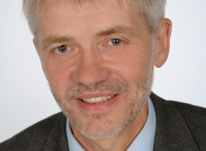 Dr. Franz Steinle