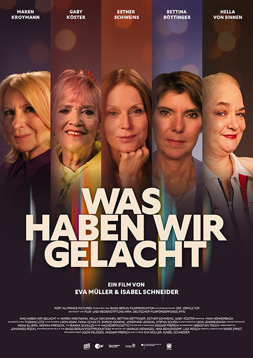In der Dokumentation „Was haben wir gelacht“ blicken prägende Stimmen des deutschen Fernsehens auf die Unterhaltungslandschaft der 1990er- und frühen 2000er-Jahre zurück. Maren Kroymann, Hella von Sinnen, Bettina Böttinger, Gaby Köster und Esther Schweins erzählen von einer TV-Zeit, in der Frauen oft nur Nebenfiguren waren, als Zielscheibe von Witzen dienten oder als „nicht massentauglich“ galten. Die Dokumentation verbindet persönliche Erinnerungen mit Archivmaterial und zeichnet nach, wie stark das damalige Fernsehen gesellschaftliche Rollenbilder geprägt hat.