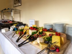Käse und Süßes